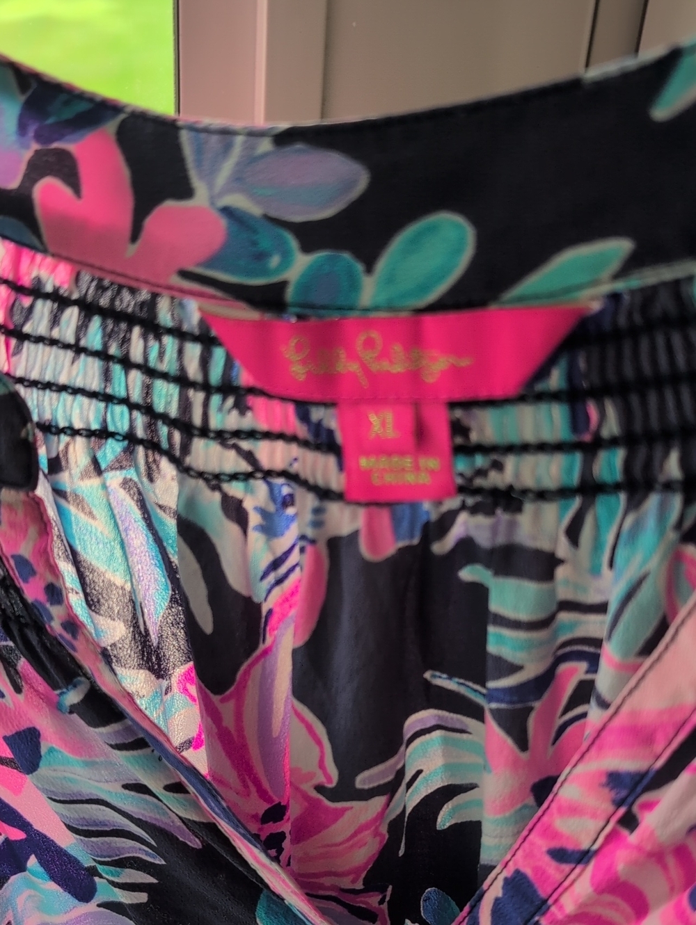 Lilly Pulitzer Navy Floral  Top with Pink & Teal Print XL